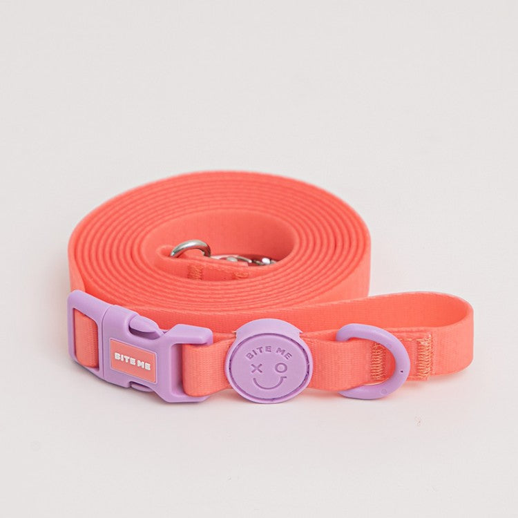 BITE ME - new XO Waterproof Hands Free Leash